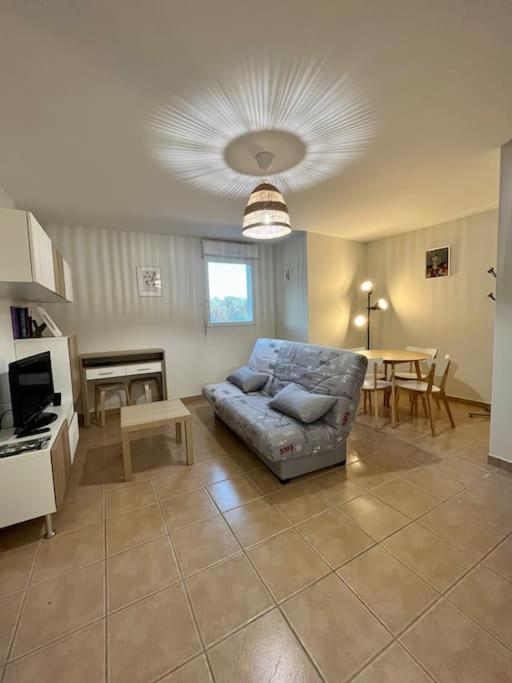 Superbe Appartement - Dabnb Лимож Екстериор снимка