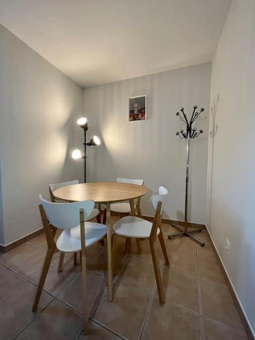 Superbe Appartement - Dabnb Лимож Екстериор снимка